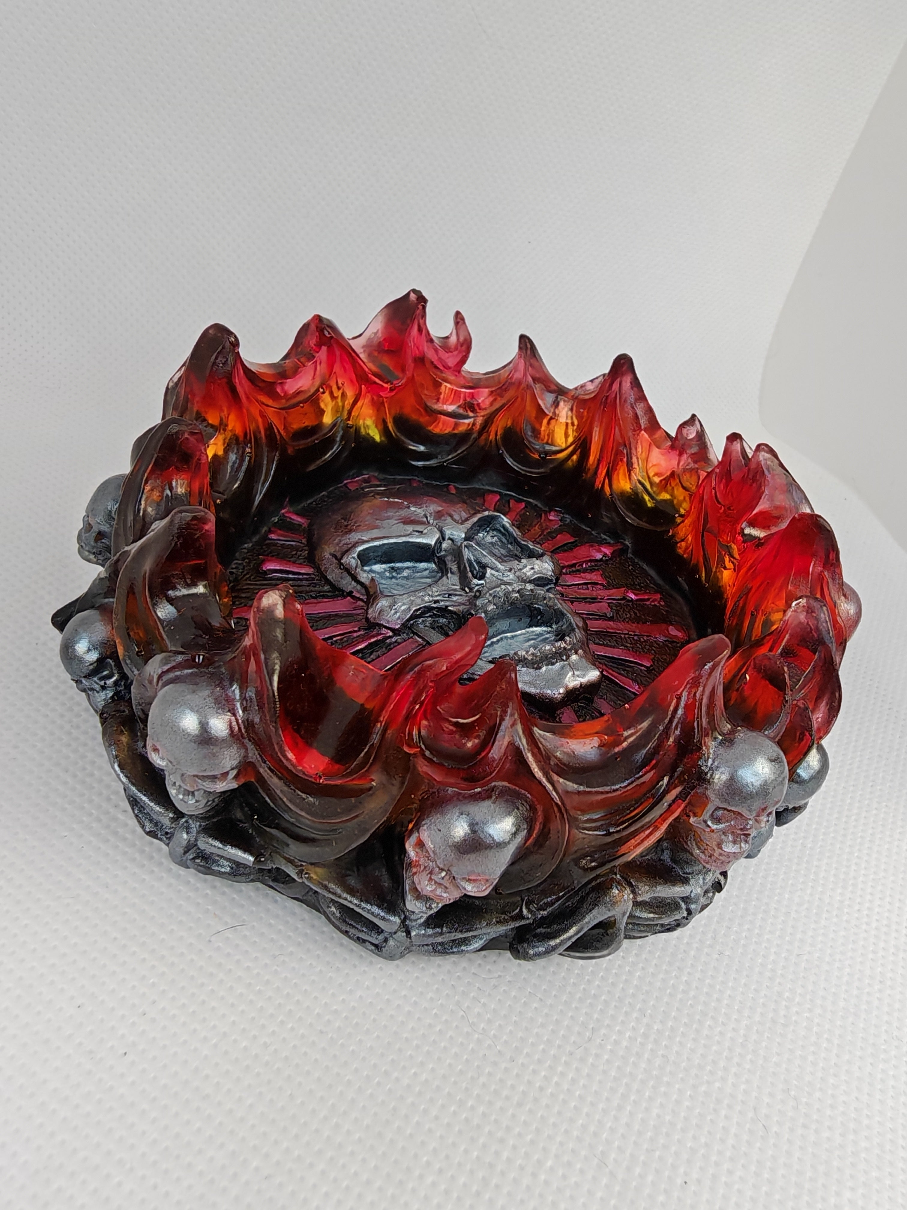 Gothic Skull Resin Flame Tray: Handmade Witchy Decor- Halloween Art