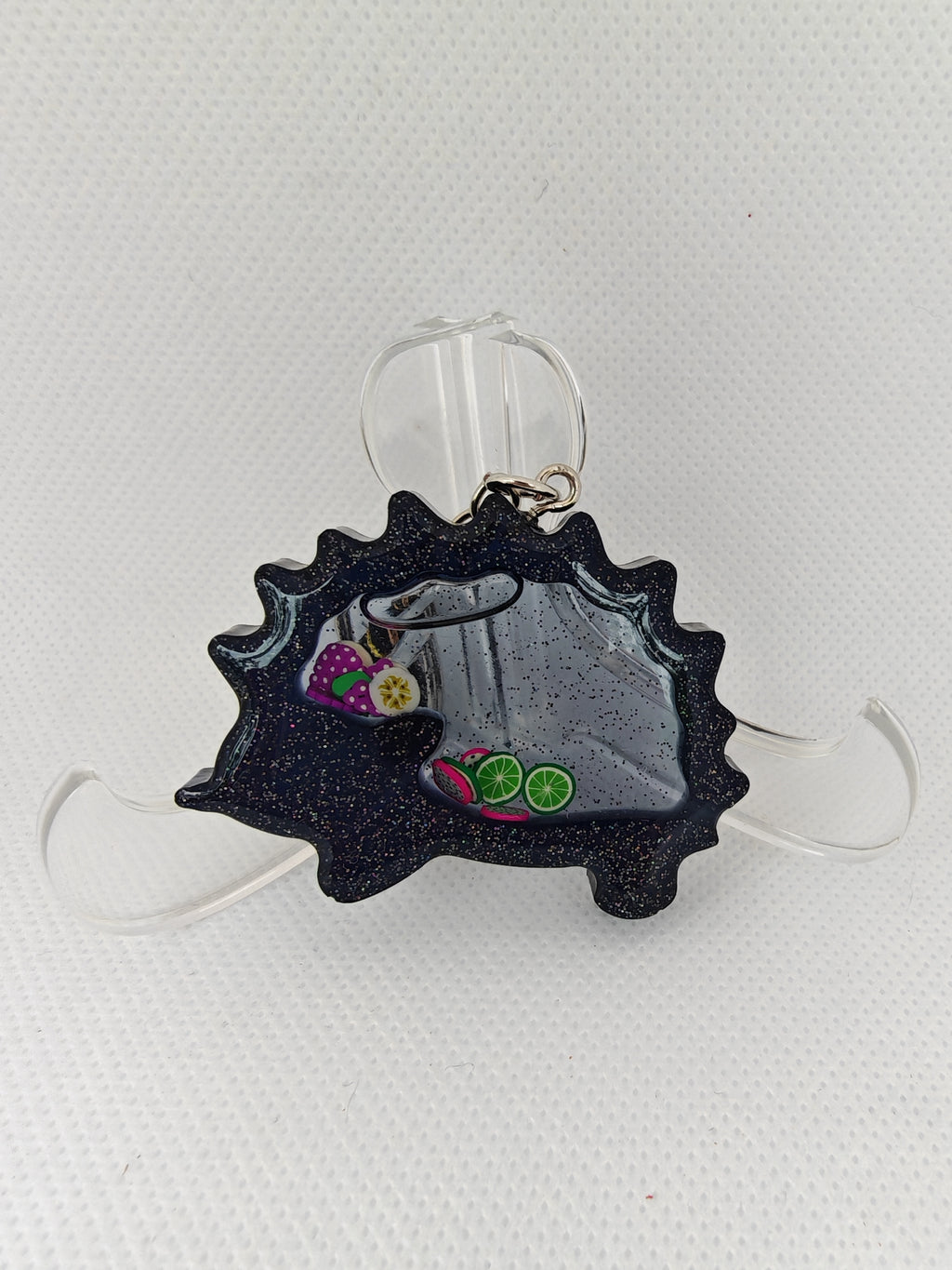Black Glitter Hedgehog Resin Shaker Keyring: Fruit Slice Liquid Core Charm
