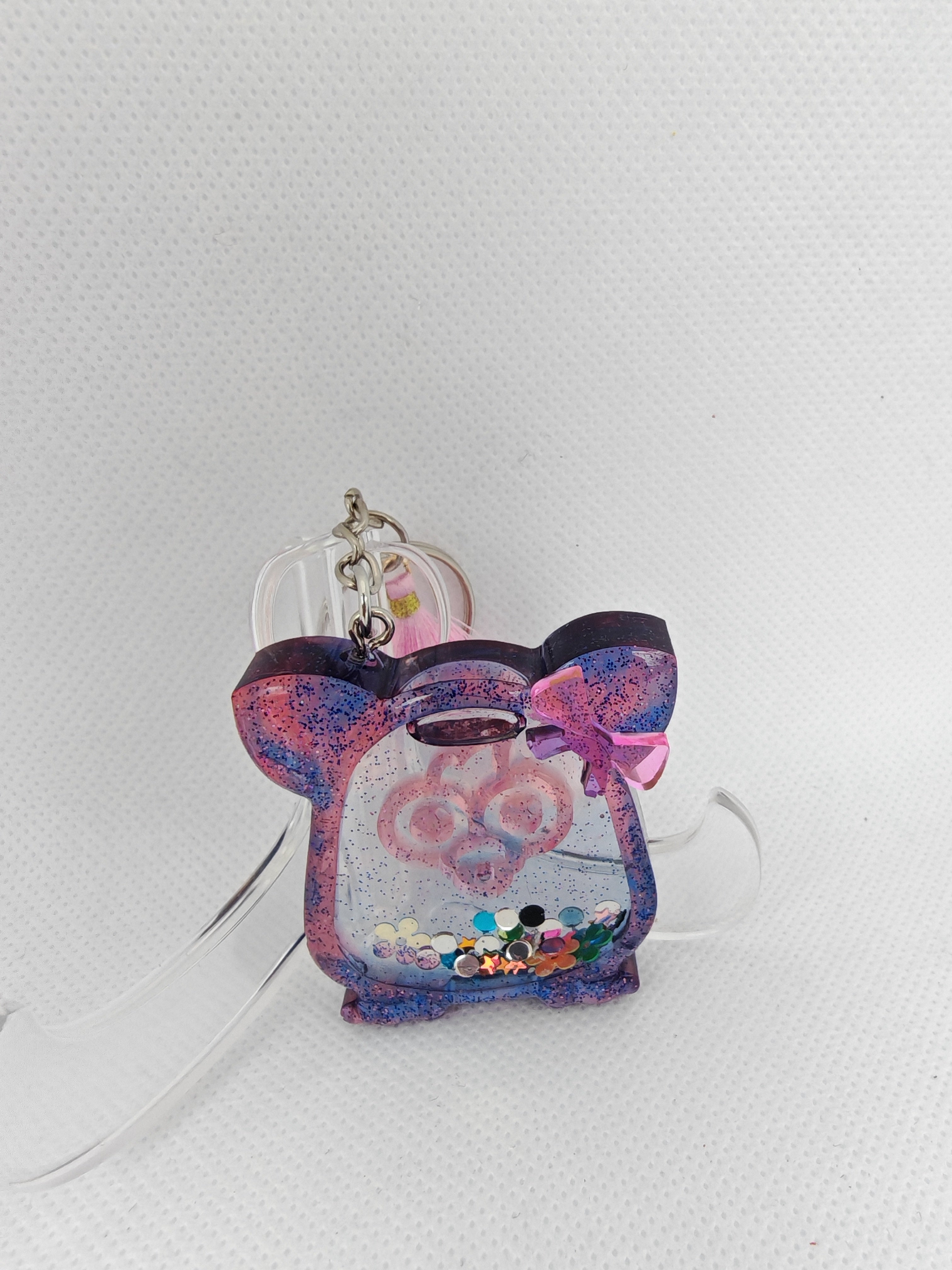Kawaii Galaxy Shaker Keyring: Glitter Resin Furby Charm with Bow & Tassel