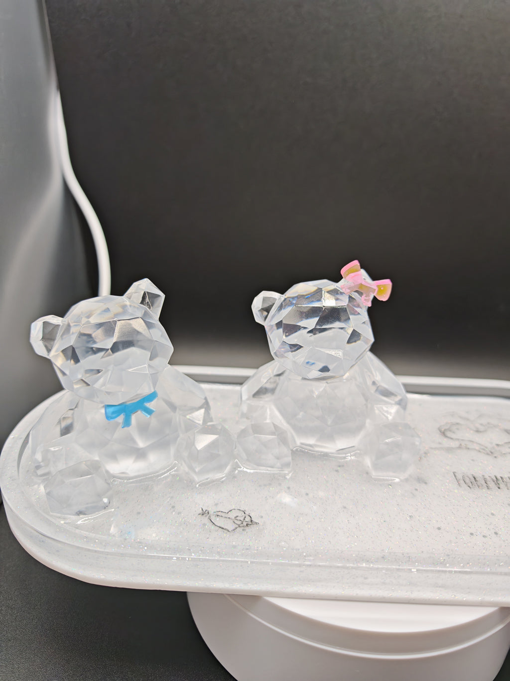 3D Resin Bear Couple Tray: Romantic Jewelry & Key Dish