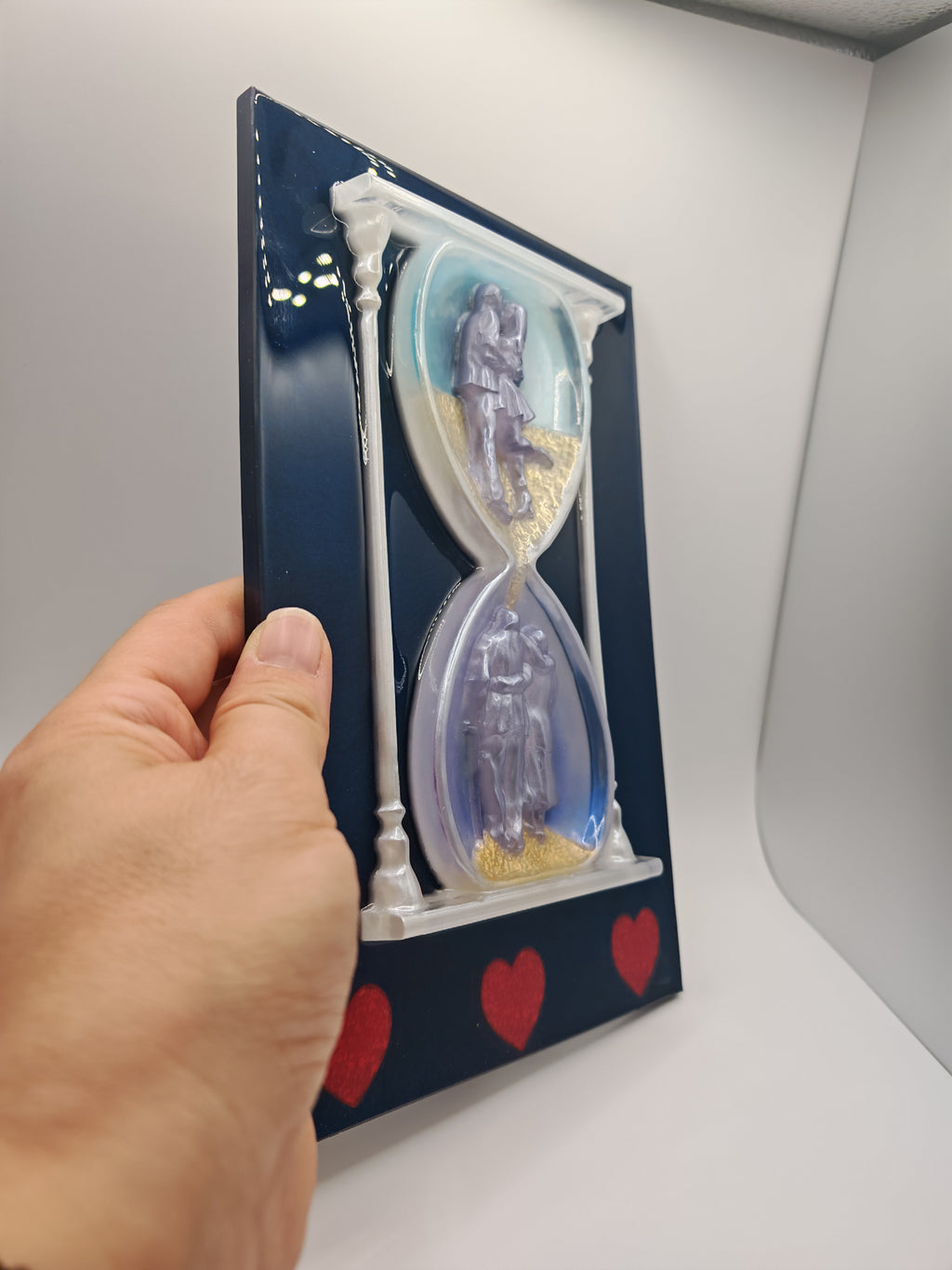 Anniversary Resin Wall Art, Romantic Couple in 3D Hourglass