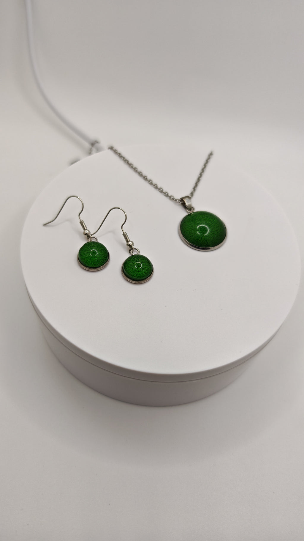 Resin Jewelry Set: Stainless Steel Round Necklace And Earrings- White Cell Effect Dome- Green Or Red Handmade Gift