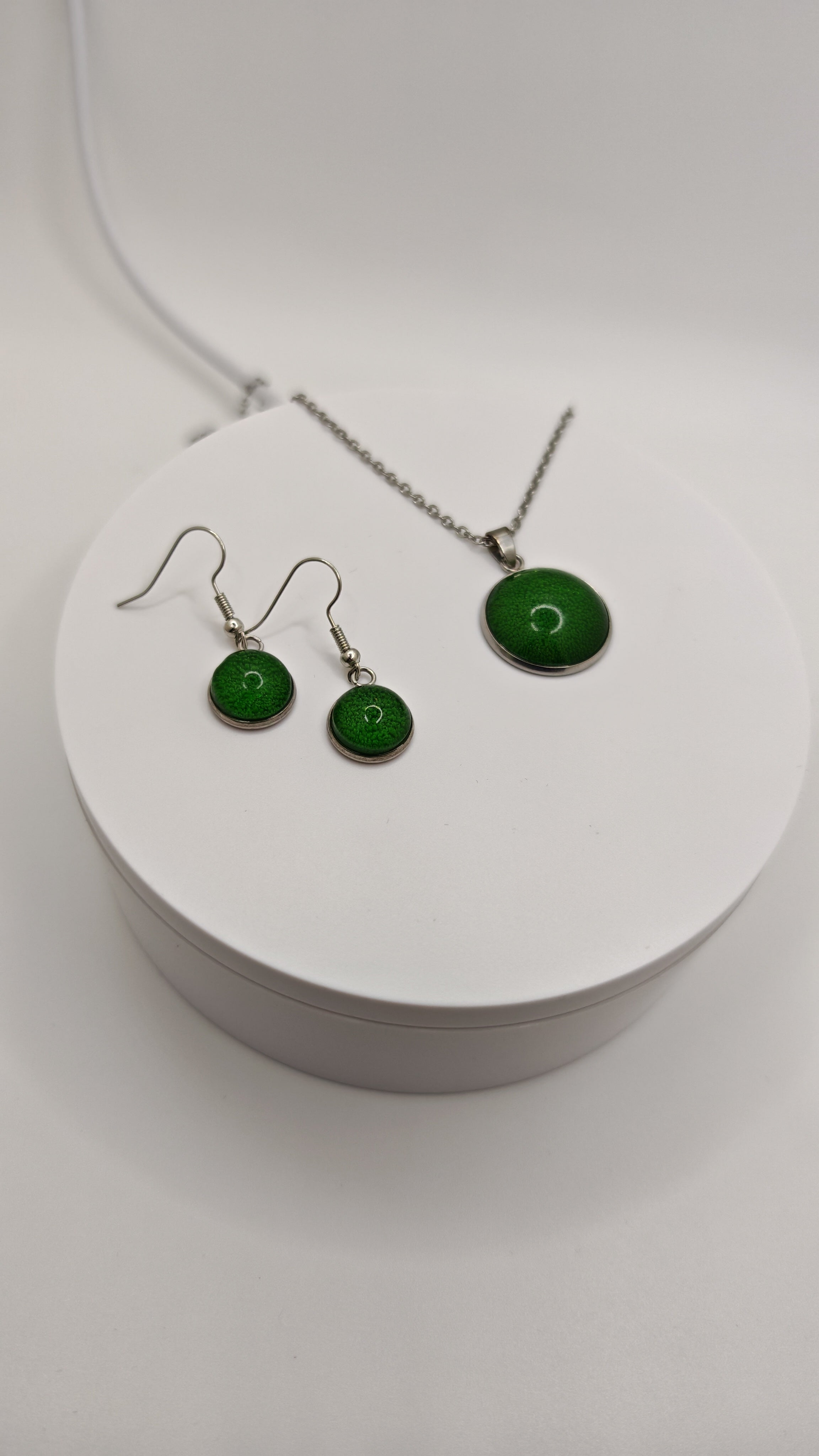 Resin Jewelry Set: Stainless Steel Round Necklace And Earrings- White Cell Effect Dome- Green Or Red Handmade Gift