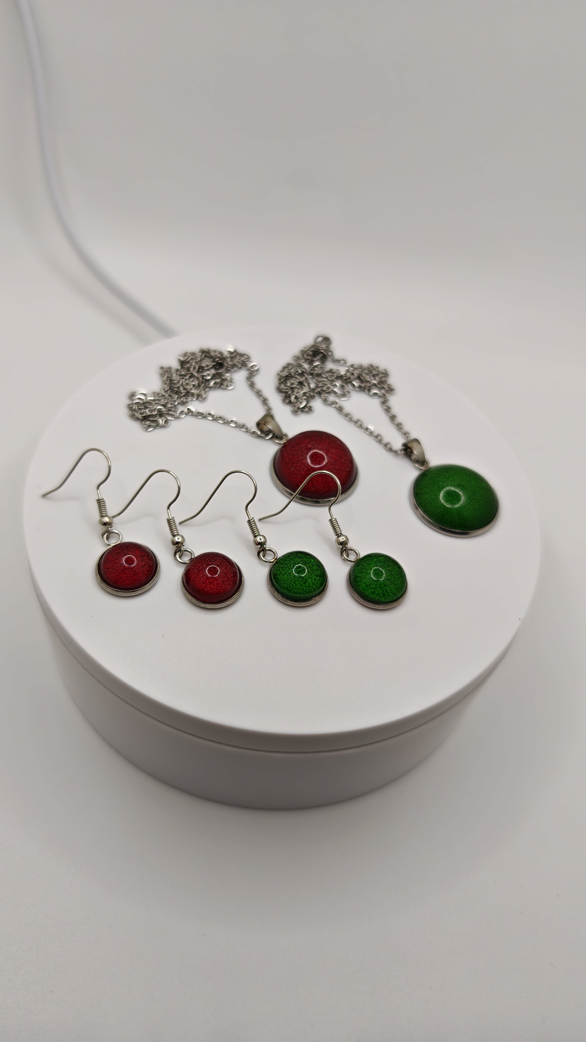 Resin Jewelry Set: Stainless Steel Round Necklace And Earrings- White Cell Effect Dome- Green Or Red Handmade Gift