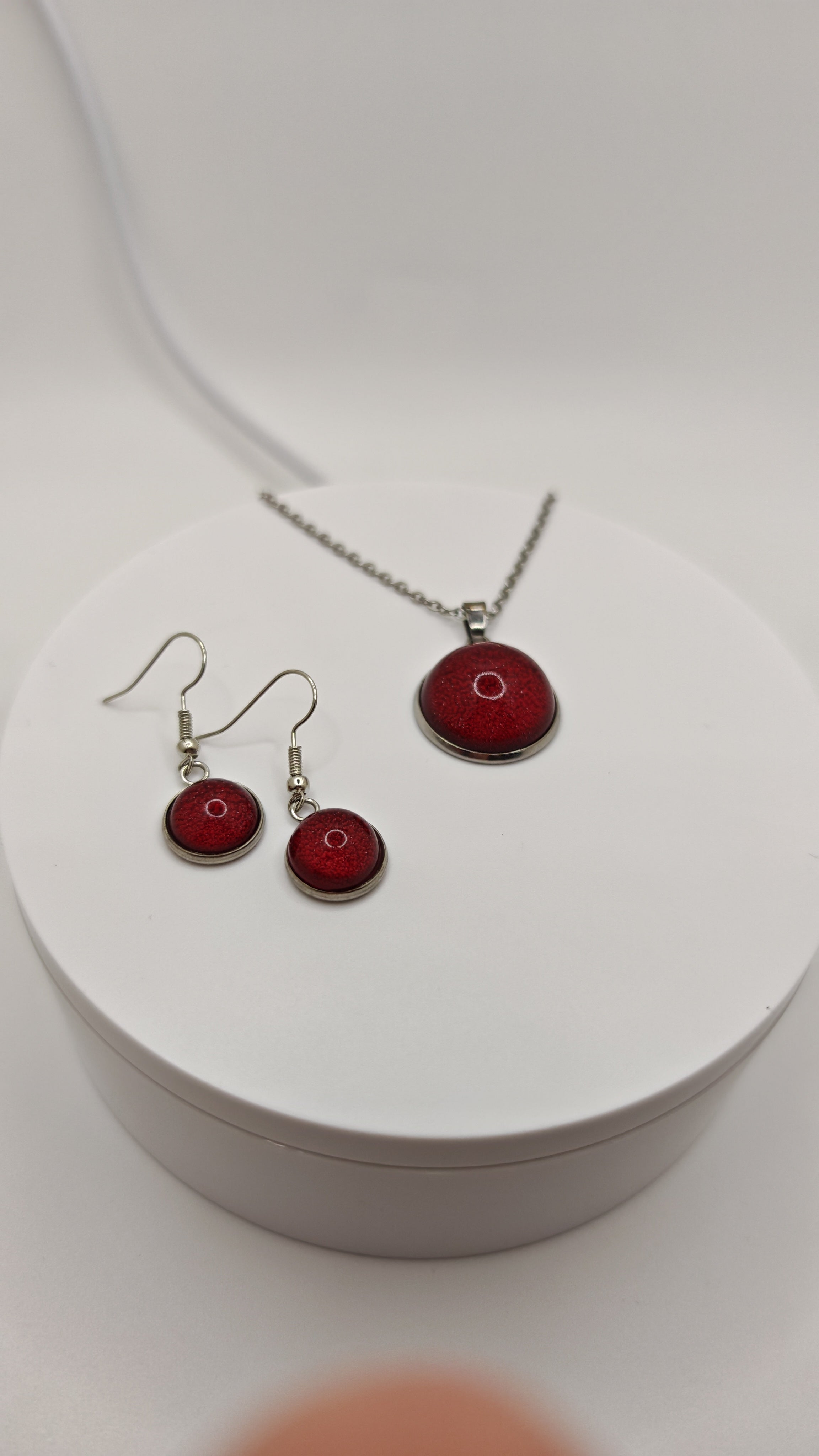 Resin Jewelry Set: Stainless Steel Round Necklace And Earrings- White Cell Effect Dome- Green Or Red Handmade Gift