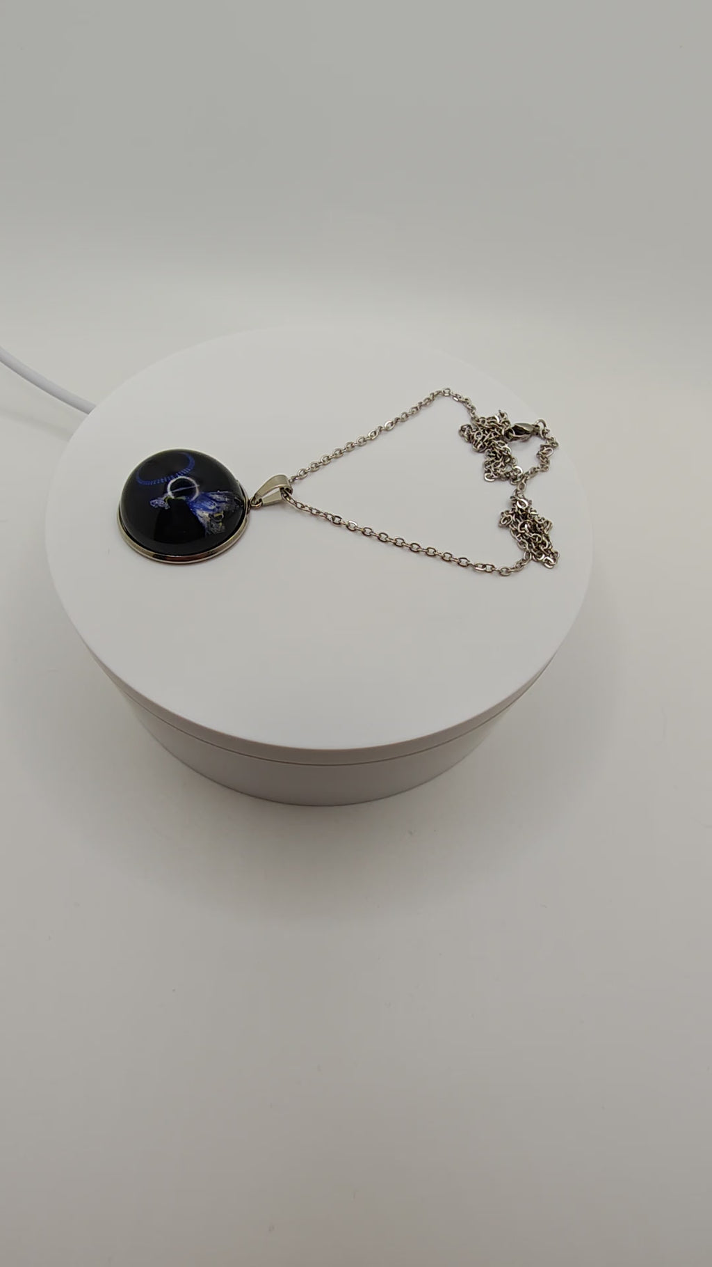 Resin Necklace With Real Flower: Handmade Jewelry- Subtle And Elegant Gift For Her- Stainless Steel Chain